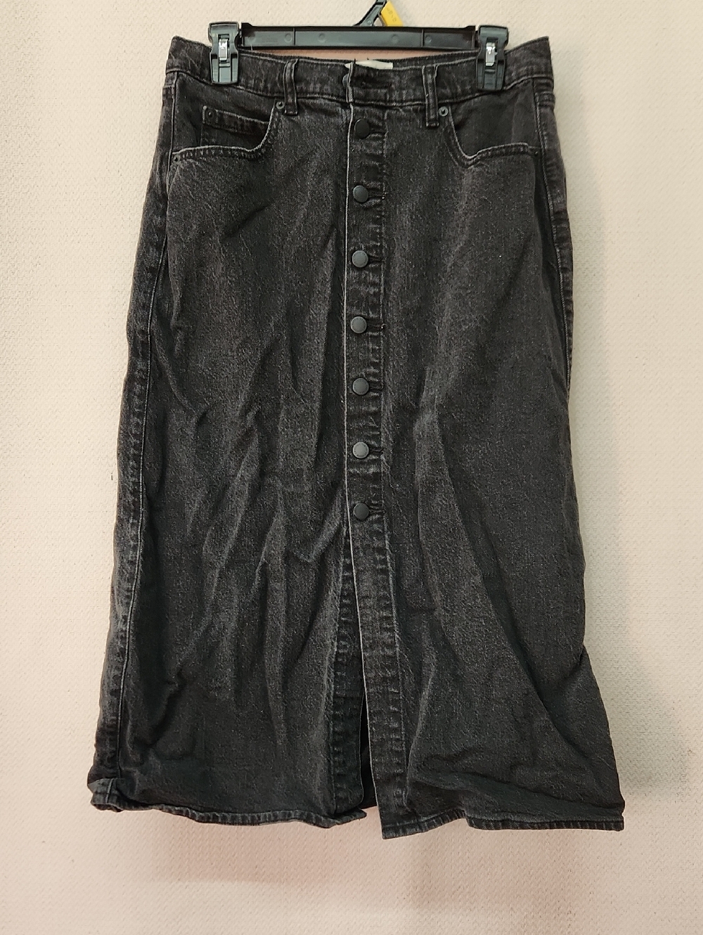 Universal Thread Black Denim Button-Front Skirt